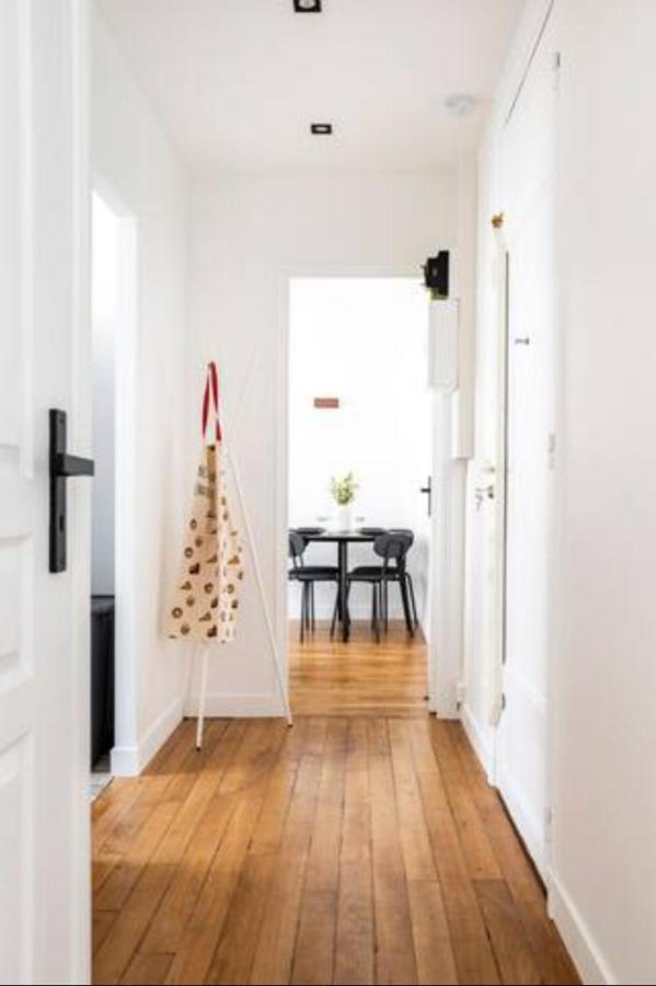 The Square, Paris-Asnieres, Private Apartment With Bedroom And Living Room Exteriér fotografie